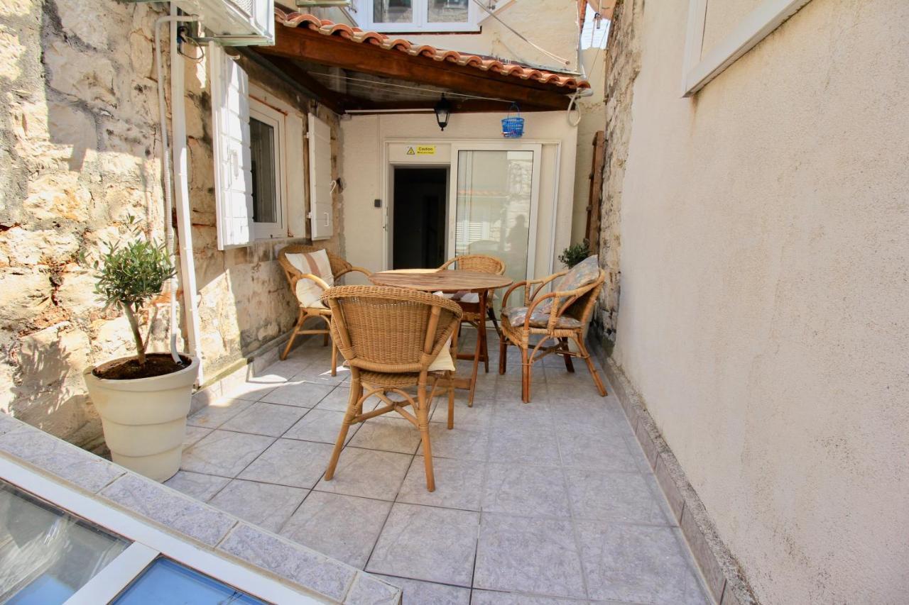 Vila Town House In The Centre Of Historic Trogir Exteriér fotografie