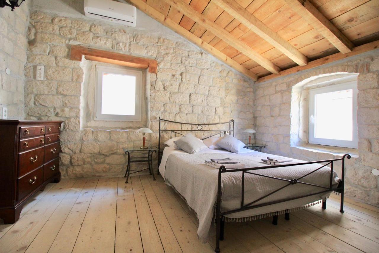 Vila Town House In The Centre Of Historic Trogir Exteriér fotografie